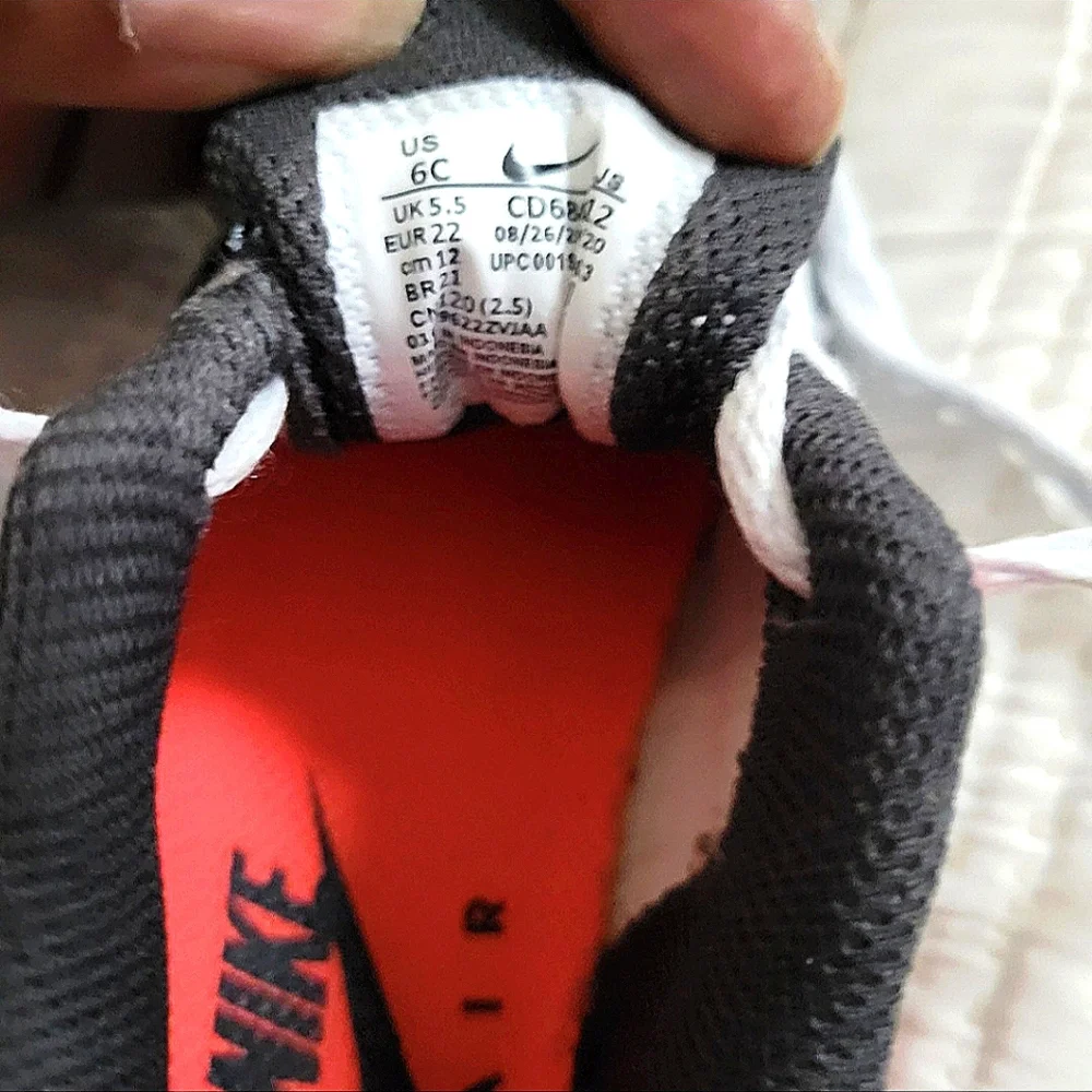 Nike Air Max 90 Toddler Sneakers size 6C